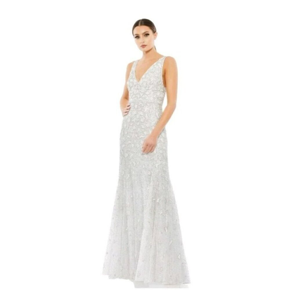 Mac Duggal Embellished Beaded Gown W/ Slight Brush Train White 10814 Size 2 New - Picture 8 of 9
